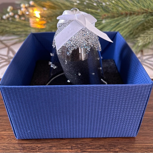 NIB 2015 Swarovski Christmas Bell Ornament - Large - Picture 3 of 4